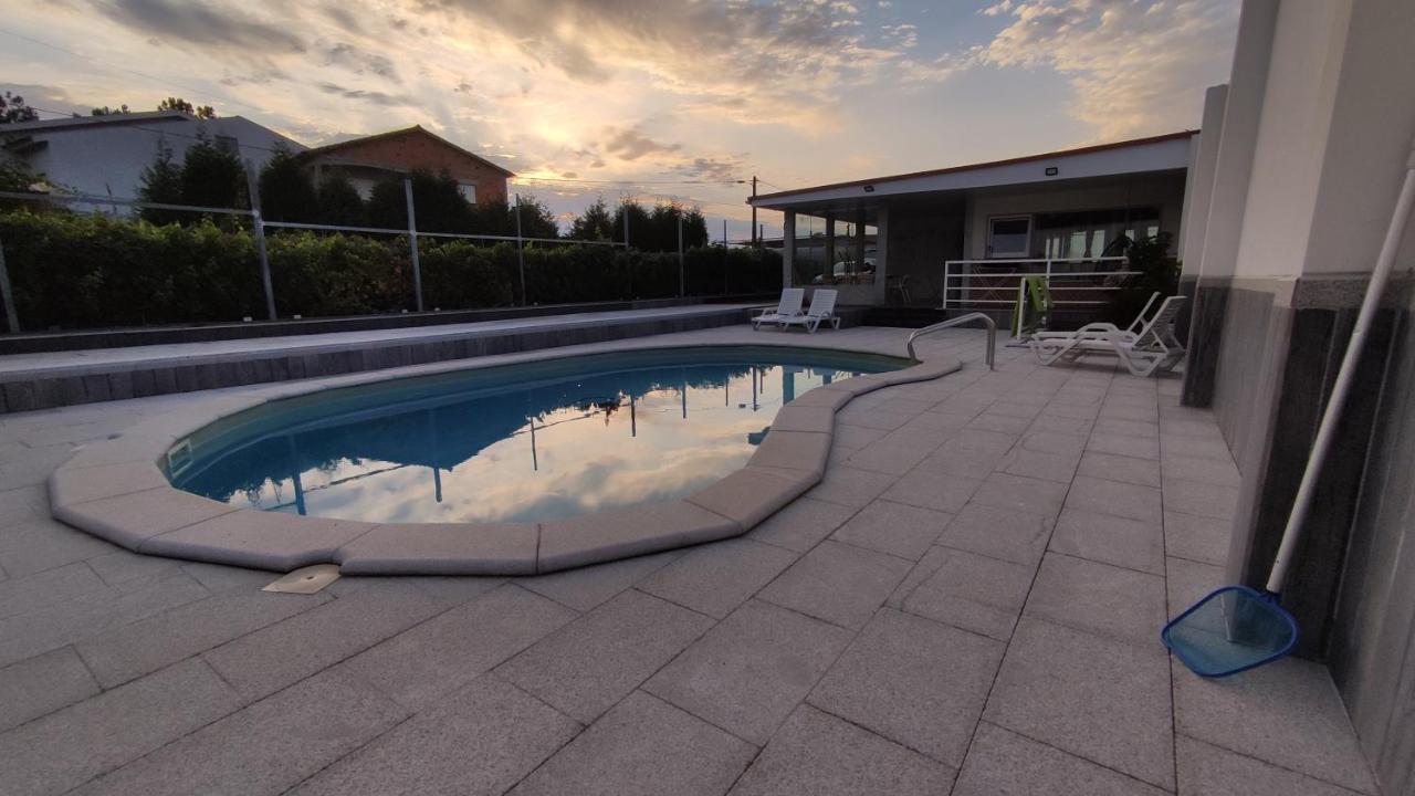 Casinha Das Bonecas - Casa Com Piscina Privada Авейру Екстер'єр фото
